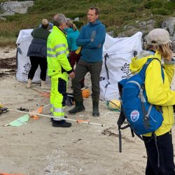 Strandrydding på Musvær sammen med Norges Sjømatråd.